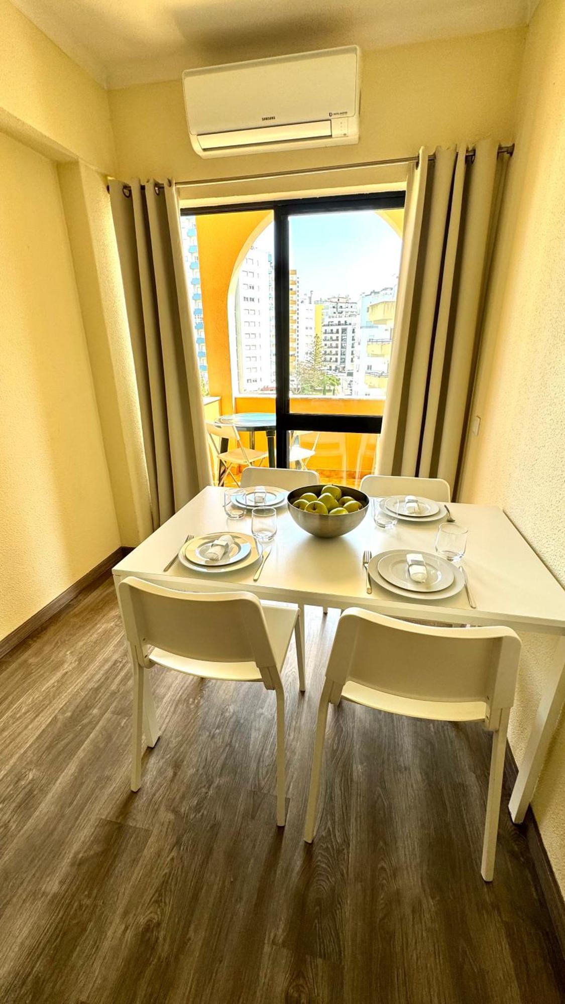 Praia Da Rocha, 5-F, Charming Apartment With Air Conditioning - Patio Da Rocha By Ig Портиман Экстерьер фото